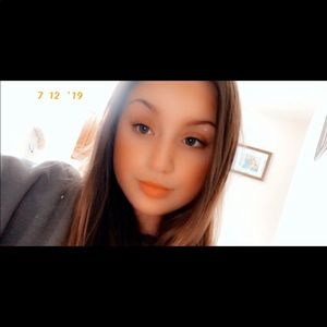 Meet your Posher, Jenna